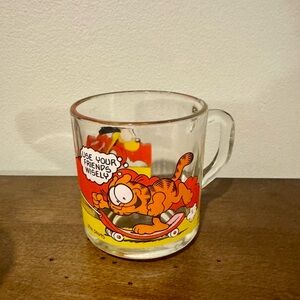 Vintage Garfield McDonald’s Clear Mug ‘Use Your Friends Wisely’ Skateboard 1978